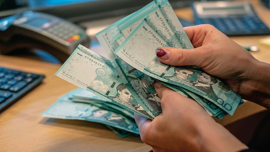 Magin Díaz asegura que plan fiscal no afectará a consumidores Magin Díaz asegura que plan fiscal no afectará a consumidores