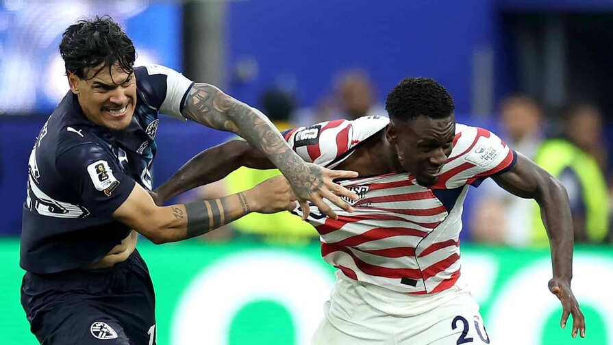 Un enorme Pulisic y un doblete de Balogun lideran a Estados Unidos ante Paraguay