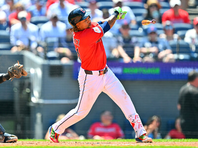 José Ramírez da su jonrón 297 y empata con Rickey Henderson