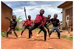 Video | Niños africanos bailan éxitos de dembow de Chimbala y El Alfa Video | Niños africanos bailan éxitos de dembow de Chimbala y El Alfa