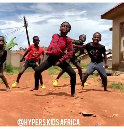 Video | Ni&ntilde;os africanos bailan &eacute;xitos de dembow de Chimbala y El Alfa
