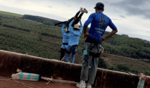 Fatal error en salto de puentismo: joven cae al vac&iacute;o sin estar asegurada