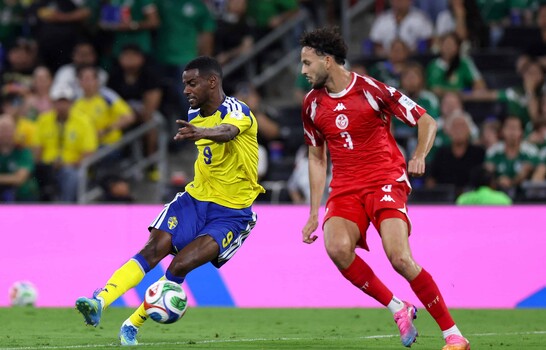 Suecia golea 5-1 a T&uacute;nez y toma el liderato del grupo F