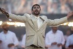 Bad Bunny sale coronado de su residencia histórica en Madrid como rey de la música latina Bad Bunny sale coronado de su residencia histórica en Madrid como rey de la música latina