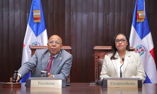Con tr&aacute;mite acelerado, diputados completan comisi&oacute;n del plan fiscal y la activan de inmediato