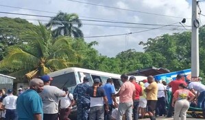 Doce mujeres y tres hombres figuran entre los 16 heridos en accidente ocurrido en Hato Mayor
