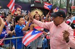 Espaillat participa en desfile puertorriqueño mientras avanza la votación de las primarias demócratas en Nueva York Espaillat participa en desfile puertorriqueño mientras avanza la votación de las primarias demócratas en Nueva York