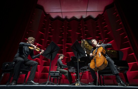 El Tr&iacute;o VibrArt cautiva al p&uacute;blico dominicano en un concierto a sala llena en el Teatro Nacional