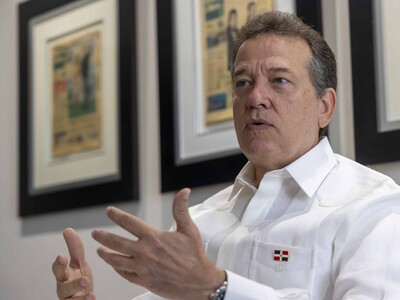 Ito Bisonó priorizará relaciones internacionales y servicio exterior