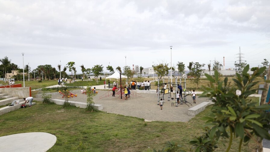 Abinader inaugura Bulevar de la Salud en Haina y anuncia nuevas obras en el municipio Abinader inaugura Bulevar de la Salud en Haina y anuncia nuevas obras en el municipio