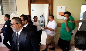 Recesan audiencia de medida de coerci&oacute;n contra detenidos por estafa y extorsi&oacute;n en Santiago