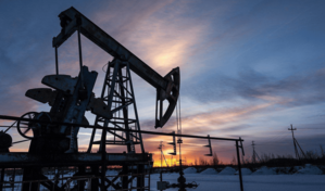 El petr&oacute;leo de Texas cae m&aacute;s de un 5 % tras el acuerdo de paz entre EE.UU. e Ir&aacute;n