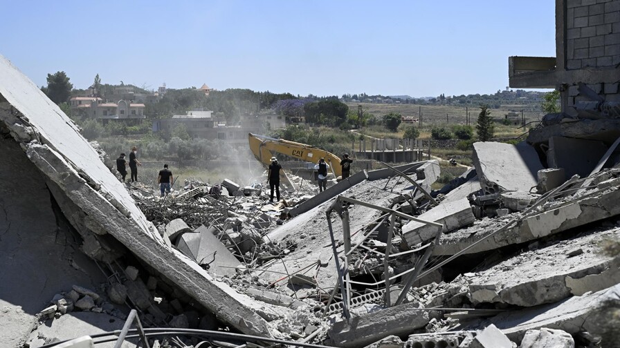 Al menos cuatro muertos y varios heridos en ataques israelíes en el sur del Líbano Al menos cuatro muertos y varios heridos en ataques israelíes en el sur del Líbano