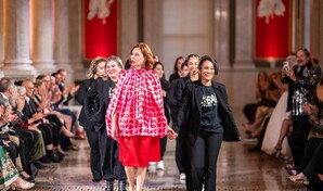 Dominicana dirige desfile cultural en la Biblioteca del Congreso de Estados Unidos