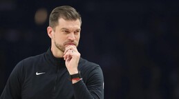 El brasile&ntilde;o Tiago Splitter es confirmado como el nuevo entrenador de los Chicago Bulls