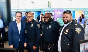 Francisco Javier inicia en Nueva York agenda de encuentros con dirigentes y sectores de la di&aacute;spora