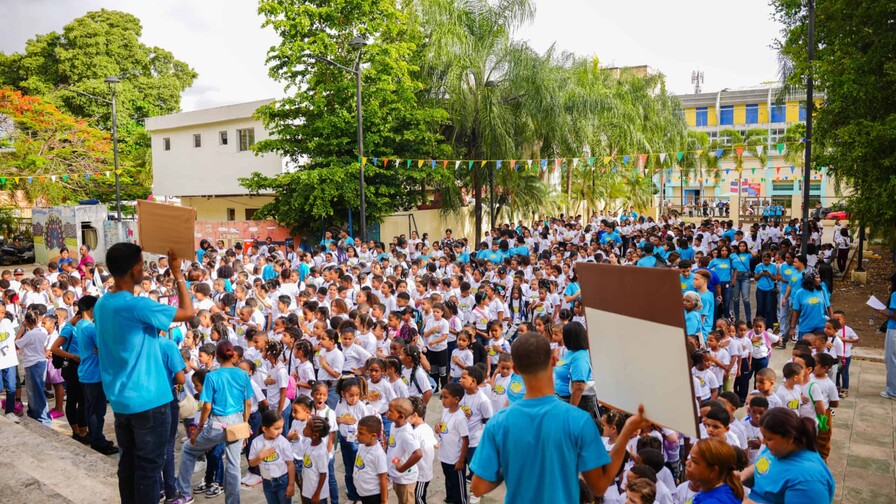Fundación y Club Mauricio Báez inician campamento de verano