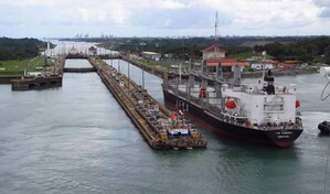 Rehabilitan esclusas Gat&uacute;n del Canal de Panam&aacute;