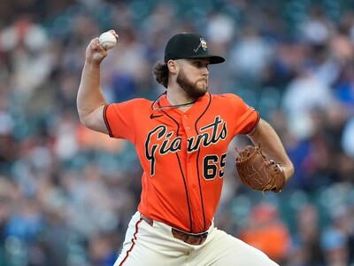 MLB advierte a Gigantes tras mensajes religiosos en Noche del Orgullo