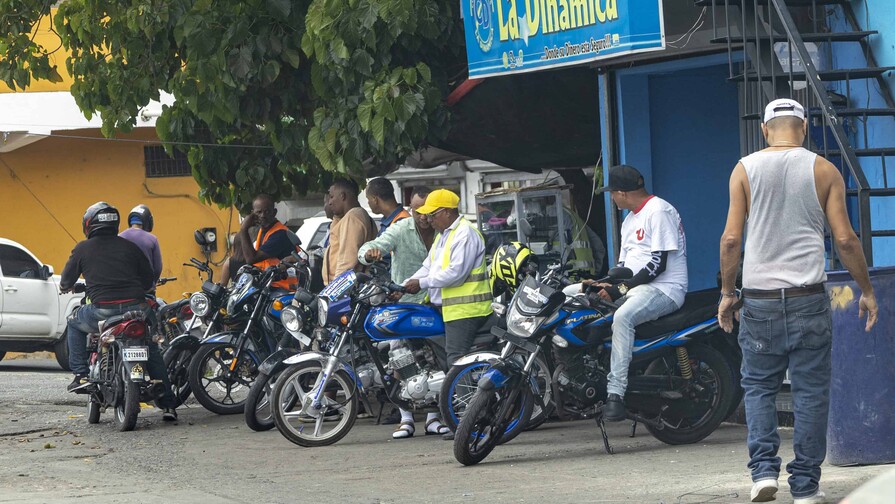 Uno a uno no llegamos Uno a uno no llegamos
