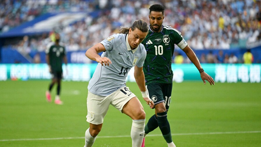 Uruguay evita otro milagro de Arabia Saudí Uruguay evita otro milagro de Arabia Saudí