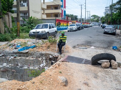 Trabajos inconclusos afecta a residentes en Invivienda