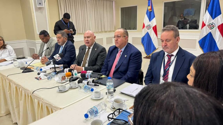El proyecto fiscal supera comisi&oacute;n con informe favorable y ser&iacute;a aprobado ma&ntilde;ana en el Senado