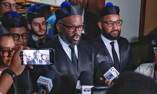La entusiasta reacci&oacute;n de Wilson Camacho a condena de 20 a&ntilde;os a Ad&aacute;n C&aacute;ceres y otros por corrupci&oacute;n