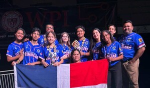Equipo dominicano de rob&oacute;tica gana m&aacute;ximo premio de dise&ntilde;o en competencia celebrada en Boston