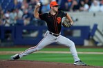 Senador acusa a la MLB de discriminación anticristiana tras polémica en la Noche del Orgullo
