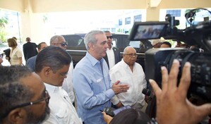 Abinader asegura que la postura del Gobierno es mantener la cesant&iacute;a en la reforma laboral