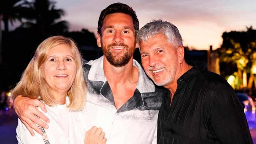 Se revela el motivo de las lágrimas de Messi: su padre atraviesa un delicado problema de salud Se revela el motivo de las lágrimas de Messi: su padre atraviesa un delicado problema de salud