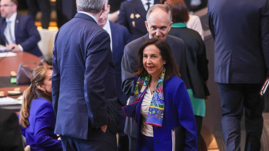 Robles responde a EE. UU. que España nunca apoyará guerra sin aval de derecho internacional Robles responde a EE. UU. que España nunca apoyará guerra sin aval de derecho internacional