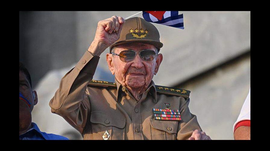 Raúl Castro está plenamente de acuerdo con las reformas, afirma el PC cubano Raúl Castro está plenamente de acuerdo con las reformas, afirma el PC cubano