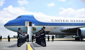 El Air Force One que llevó a los presidentes de EE. UU. durante 35 años dice adiós