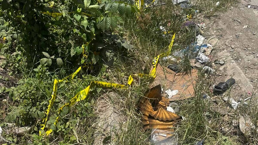Policía rastrea a tercera persona que acompañaba a adolescentes hallados muertos en Los Casabes Policía rastrea a tercera persona que acompañaba a adolescentes hallados muertos en Los Casabes