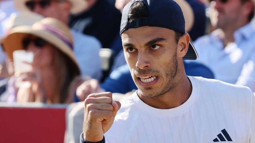 Francisco Cer&uacute;ndolo pasa a semifinales del ATP 250 de Bruselas