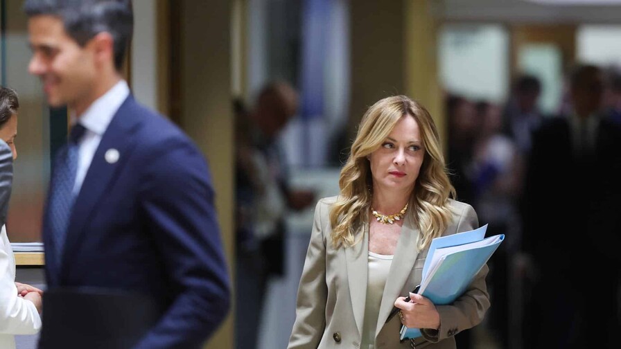 Meloni acusa a Trump de inventarse que le rogó una foto y Tajani cancela visita a EE. UU.