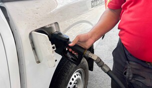 El Gobierno congela precio de los principales combustibles; otros suben y dos bajan