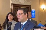 Sanz Lovatón defiende política de combustibles pese a reducción del petróleo