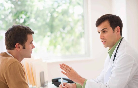 La prevenci&oacute;n tambi&eacute;n es cosa de hombres: los chequeos que no deben esperar
