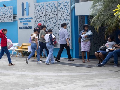 A slight increase in gastrointestinal infections is observed