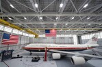 Trump desvela el nuevo Air Force One, un Boeing de lujo con los colores de la bandera Trump desvela el nuevo Air Force One, un Boeing de lujo con los colores de la bandera