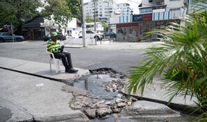 Exigen soluci&oacute;n a bad&eacute;n en mal estado desde hace a&ntilde;os en Bella Vista