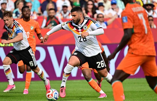 Alemania sobrevive a Costa de Marfil con un gol ag&oacute;nico, y pone un pie en la segunda ronda