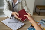 Japón subirá la tasa de los visados por primera vez en medio siglo, con aumentos del 400 %
