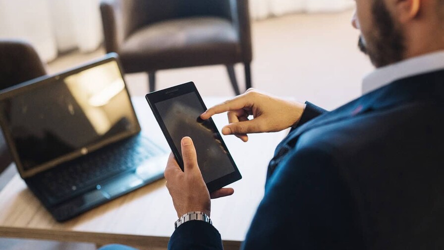 La inteligencia artificial facilitar&aacute; los viajes personalizados, promete el director de Booking