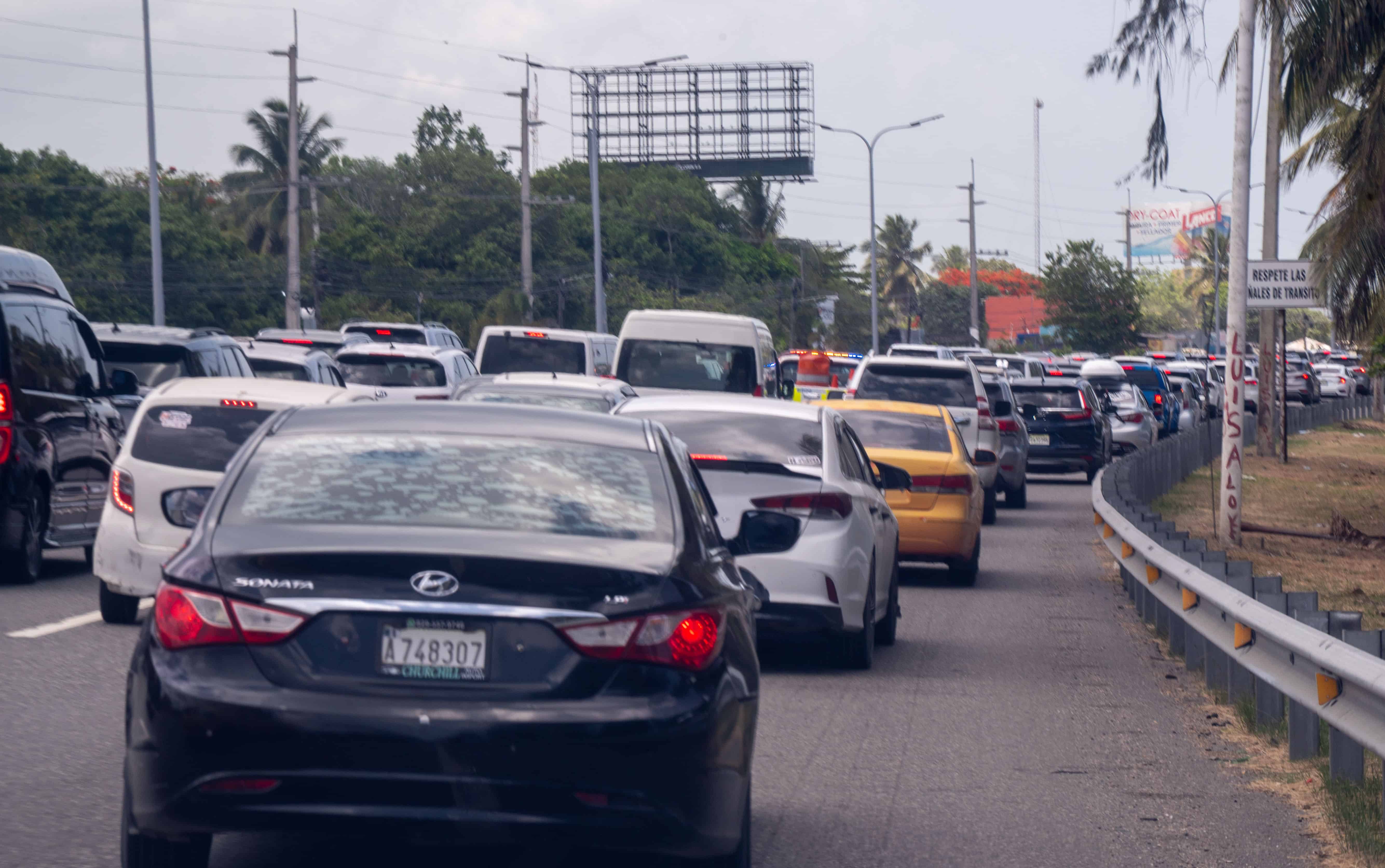 El tapón se extendió casi dos kilómetros.