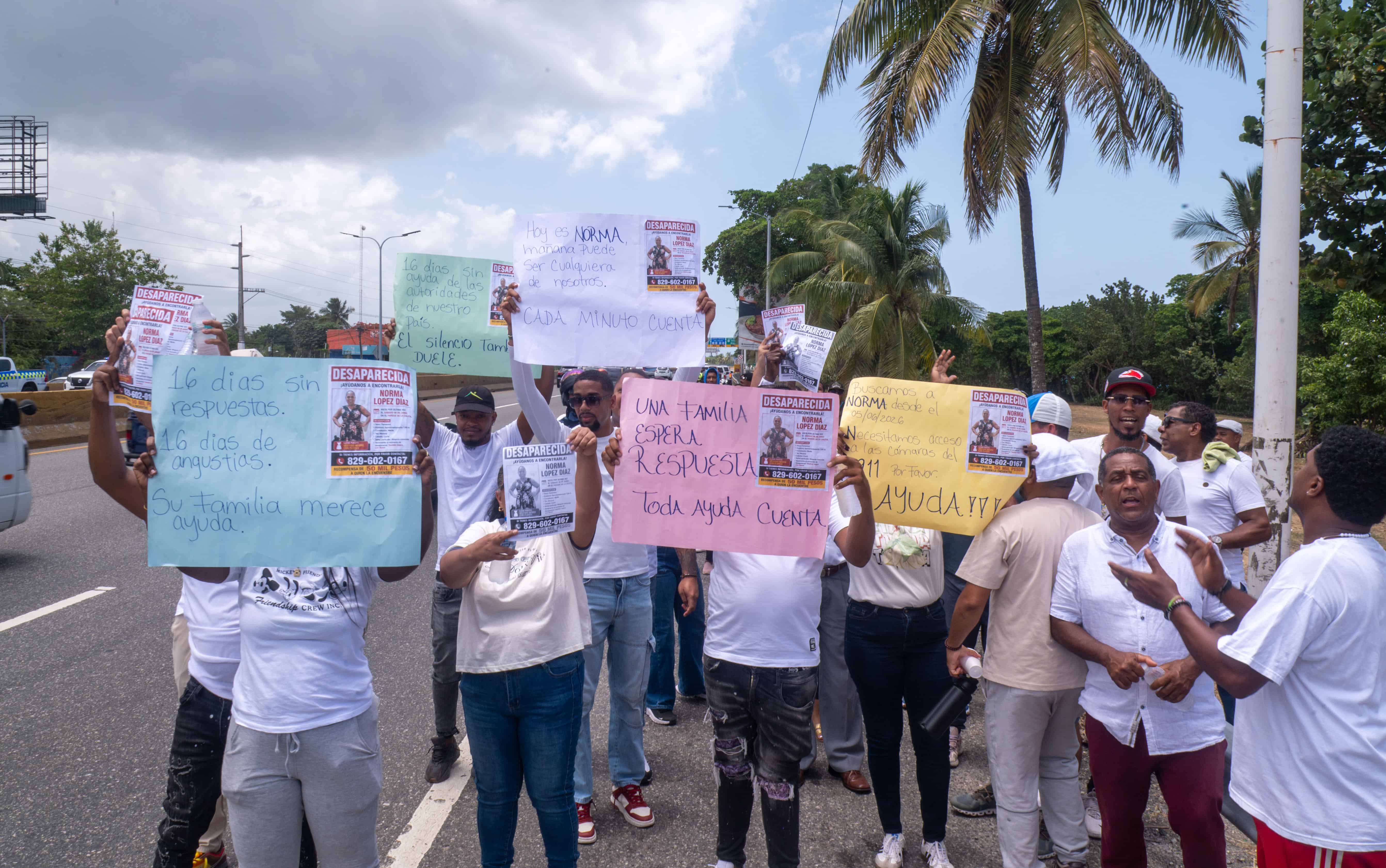 Los manifestantes reclaman a las autoridades que se esclarezca la desaparición.