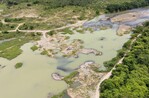 Entre maquinarias y arena: as&iacute; va el rescate de un tramo del r&iacute;o Haina